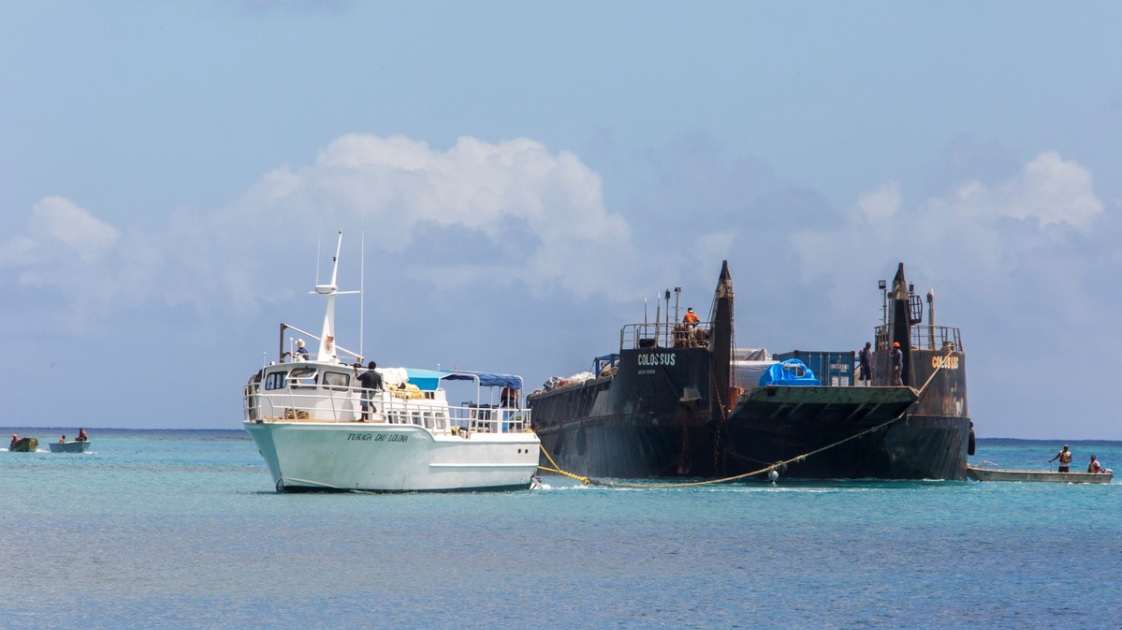 Latest News - New School / Cyclone-Refuge Completed On Naitauba Island