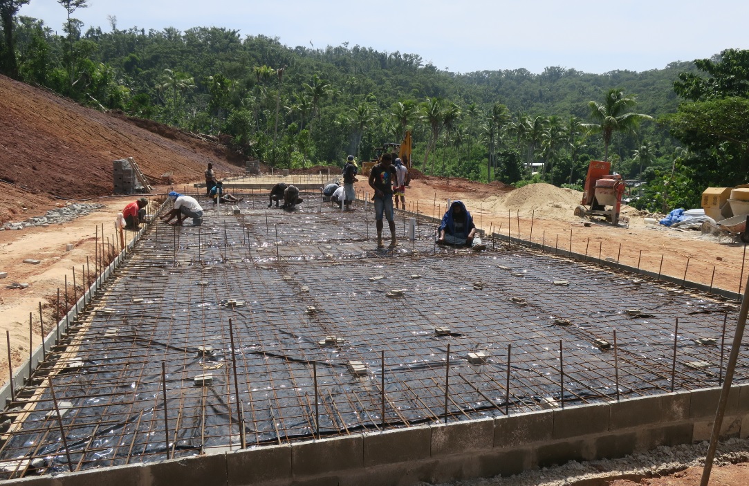 Latest News - New School / Cyclone-Refuge Completed On Naitauba Island